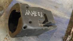 Панель рулевой колонки. Nissan Almera