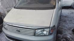 Капот. Toyota Hiace Regius