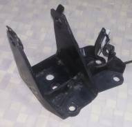 Кронштейн кпп. Toyota Yaris, NCP130, NCP90, NCP92 Toyota Vios, NCP92 Toyota Vitz, NCP95 Toyota Belta, NCP96 Двигатель 2NZFE