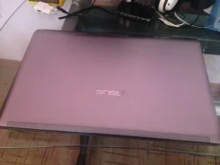 Asus N73JG. 17.3", 2,5����, ��� 3072 ��, ���� 500���, WiFi, Bluetooth. ��� ����� �� ������������ ����