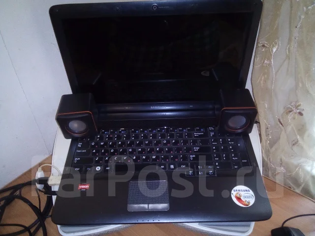 Samsung R525. WiFi: 1 ����