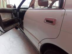 Дверь боковая. Toyota Crown