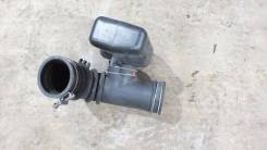 Патрубок воздухозаборника. Toyota RAV4, SXA11G, SXA11, SXA10 Двигатель 3SFE
