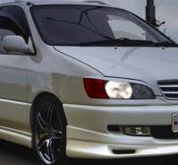 Накладка на фару. Toyota Ipsum, SXM10G