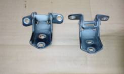 Крепление боковой двери. Mazda Axela, BK3P, BK5P, BKEP Mazda Mazda3, BK Mazda Mazda3 MPS, BK Двигатели: L3VDT, L3VE, LFDE, LFVE, ZYVE, MZCD, Y601, MZR...