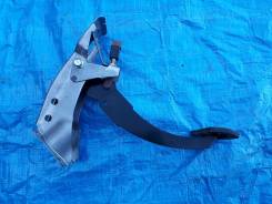 Педаль тормоза. Subaru Legacy B4, BL9, BLE, BL5 Subaru Outback, BP9, BP, BPH, BPE Subaru Legacy, BL, BPH, BLE, BL5, BP9, BP, BL9, BP5, BPE