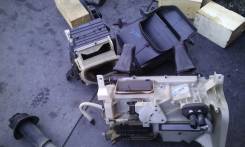 Корпус радиатора отопителя. Toyota Land Cruiser, UZJ100W, UZJ100, UZJ100L Двигатель 2UZFE