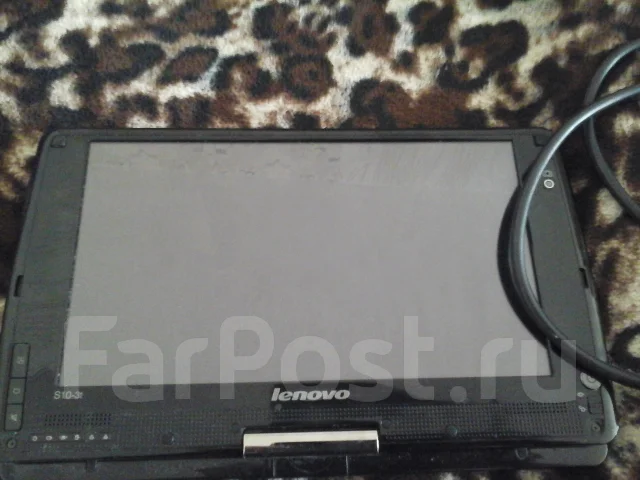 Lenovo IdeaPad S10-3t. 10.1", 1 667����, ��� 1024 ��, ���� 250���, WiFi: 1, Bluetooth: 1, ����������� �� 3��. ����