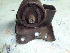Подушка двигателя. Nissan: Wingroad, Bluebird Sylphy, Tino, Primera, AD, Almera, Sunny Двигатели: QG13DE, QG15DE, QG15DELEV, QG18DE, QG18DEN, QG16DE...