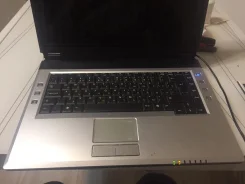 Roverbook Voyager. 15.6", 2 200,0����, ��� 2048 ��, ���� 60���