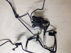 Клапан регулировки подвески. Toyota Harrier, MCU36W, MCU36