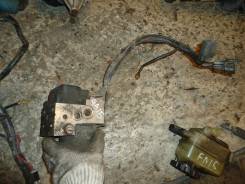 Распределитель тормозуха ABS на Nissan Pulsar FN15. Nissan Pulsar, FN15