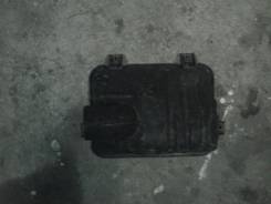 Крышка корпуса воздушного фильтра. Toyota Starlet, NP76, NP80, NP70 Двигатель 1N