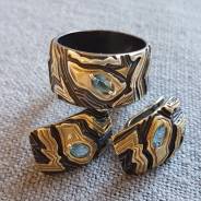 Комплекты ювелирных украшений.