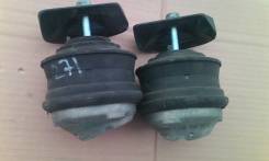 Подушка двигателя. Mercedes-Benz W203 Mercedes-Benz C-Class, W203