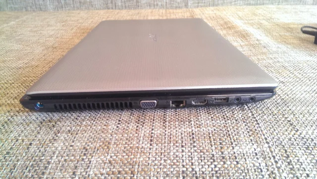 Acer Aspire 5551G. 15.6", 2,1����, ��� 3072 ��, WiFi: 1 ����