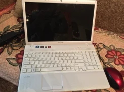 Sony VAIO. 15.6", ���� 500���, WiFi: 1, Bluetooth: 1, ����������� �� 3��. ����