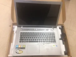 Lenovo IdeaPad Z710. 17.3", 2,4����, ��� 4 ��, ���� 500���, WiFi, Bluetooth, ����������� �� 2��. ����