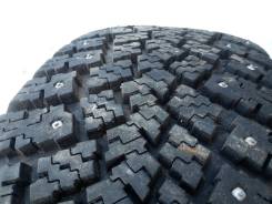 Nokian Nordman SUV. Зимние, шипованные, износ: 5%, 2 шт