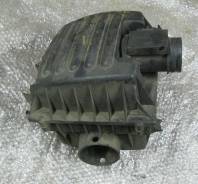 Корпус воздушного фильтра. Opel Omega