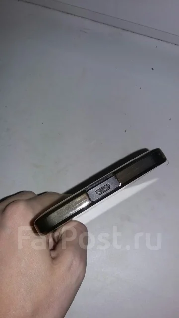 Microsoft Lumia 640 XL. �/�, ������, 3G, Dual-SIM ����