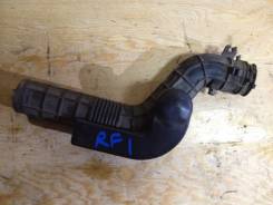 Патрубок воздухозаборника. Honda Stepwgn, RF1 Двигатель B20B