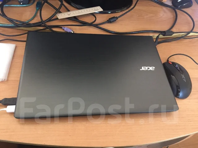 Acer Aspire E15. 15.6", 2,5����, ��� 6 ��, ���� 596���, WiFi: 1, Bluetooth: 1, ����������� �� 6��. ����