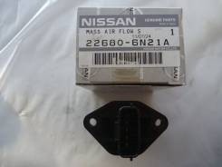 Датчик расхода воздуха. Nissan: Cima, Stagea, X-Trail, Terrano, Prairie, Serena, Liberty, Elgrand, Gloria, Primera, Cedric, Skyline Двигатели: VQ30DET...