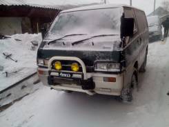 Mitsubishi Delica. P25W, 4D56