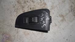 Кнопка стеклоподъемника. Toyota Avensis, AZT255, ZZT251, ADT251, AZT250, ADT250, AZT251, CDT250, ZZT250 Двигатели: 2AZFSE, 1ZZFE, 1CDFTV, 1AZFE, 3ZZFE...