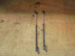 Амортизатор на заднее стекло. Nissan Terrano, TR50, LR50, LUR50, PR50, LVR50, RR50 Nissan Terrano Regulus, JLUR50, JTR50, JLR50, JRR50