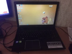 Acer Aspire E15. 15.6", 2,5����, ��� 8 ��, ���� 500���, WiFi, Bluetooth, ����������� �� 12��.