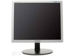 Samsung. 19" (48 см), технология LCD (ЖК)