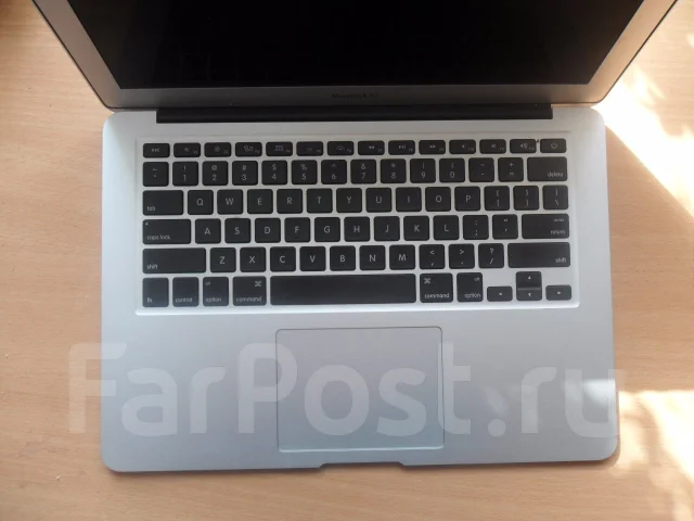 Apple MacBook Air 13 2015 Early. 13", 1,6����, ��� 1536 ��, ���� 120���, WiFi: 1, Bluetooth: 1, ����������� �� 12��. ����