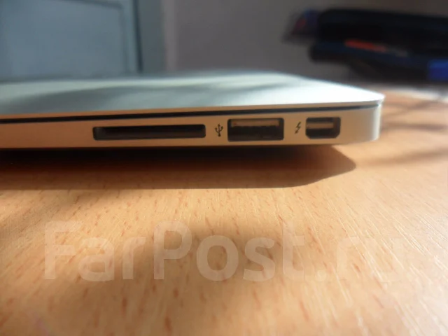 Apple MacBook Air 13 2015 Early. 13", 1,6����, ��� 1536 ��, ���� 120���, WiFi: 1, Bluetooth: 1, ����������� �� 12��. ����