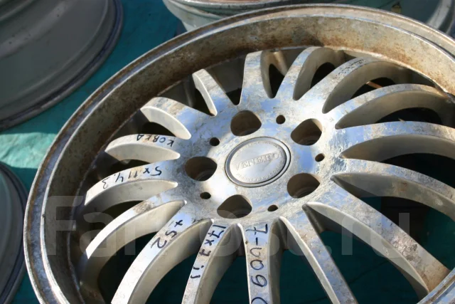Venerdi. 7.0x17", 5x114.3, ET52 ����
