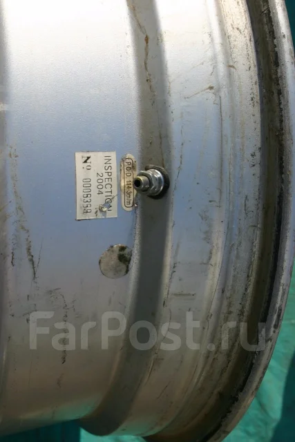 Venerdi. 7.0x17", 5x114.3, ET52 ����