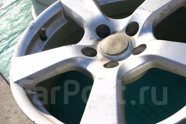 Grass CF. 7.0x17", 5x114.3, ET38 ����