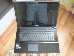 DNS. 17.3", ��� 4 ��, ���� 750���, WiFi: 1, Bluetooth: 1 ����