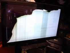 Toshiba. LCD (��) ����