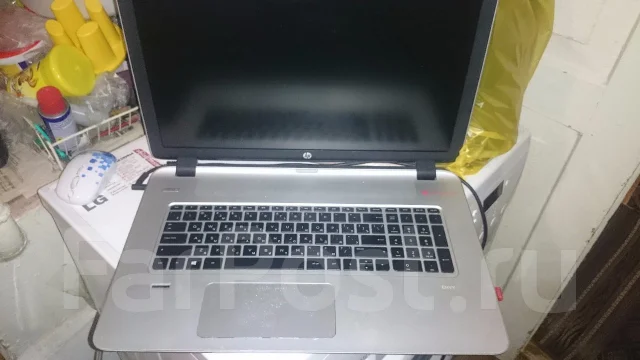 HP Envy 17. 17.3", 2,6����, ��� 8 ��, ���� 256���, WiFi: 1, Bluetooth: 1, ����������� �� 10��. ����