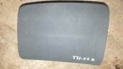Крышка подушки безопасности. Toyota Corolla Verso, CDE120, ZZE122, ZZE121 Toyota Corolla Spacio, ZZE124, NZE121, ZZE122, ZZE122N Двигатели: 3ZZFE, 1ZZ...