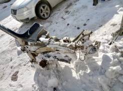 Лонжерон. Renault Logan Renault Sandero Renault Sandero Stepway Лада Ларгус