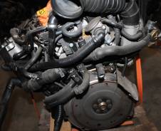 Двигатель в сборе. Volkswagen New Beetle Двигатель AWU