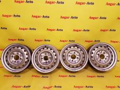 Nissan. 5.0x14, 4x114.30, ET40, ЦО 66,1 мм.
