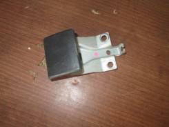 Ручка открытия капота Nissan Elgrand nissan Elgrand