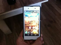 Sony Xperia E3 D2203. �/�