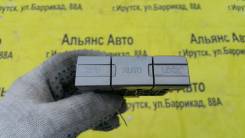 Кнопка включения 4wd. Nissan X-Trail, NT30