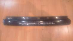 Решетка под дворники. Nissan Condor Nissan Diesel Nissan Atlas, H2F23, H4F23, J2F23, K2F23, K4F23, M2F23, M4F23, M6F23, N2F23, N4F23, N6F23, P2F23, P4...