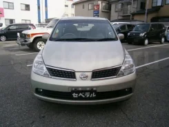 Nissan Tiida Latio. C11 CN11 SNC11, HR15 ����